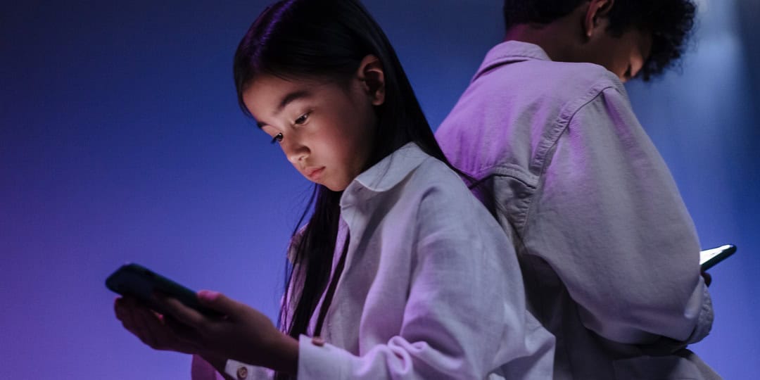 nature deficit disorder, kids on devices