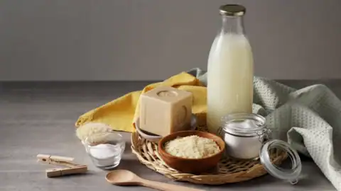 eco-friendly zero waste kitchen cleaning supplies